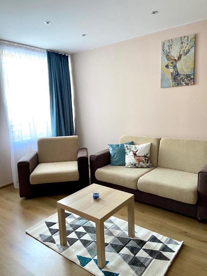 Apartment In Studenets, Pamporovo Bagian luar foto